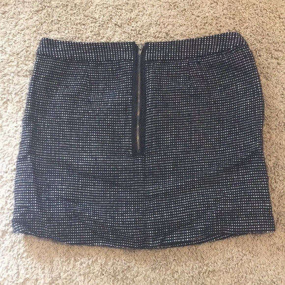 Skirt - Picture 2 of 2